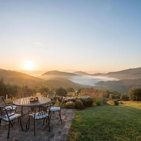 Villa Rustic Torre With Panorama View In Umbria Pierantonio